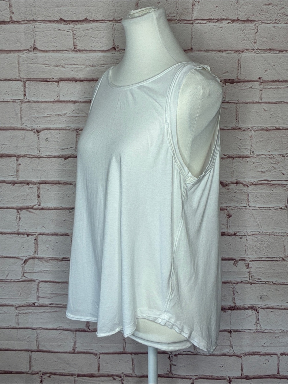 We The Free Raw Hem Tank Like New Medium